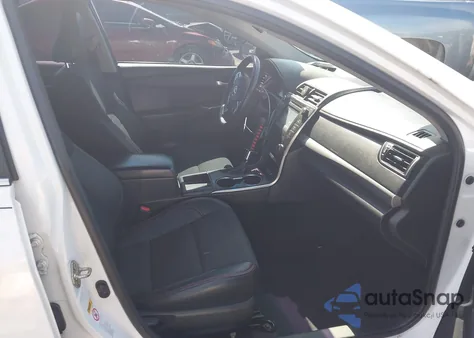 2017 Toyota Camry Se z USA, uszkodzony, nr VIN 4T1BF1FK5HU641506